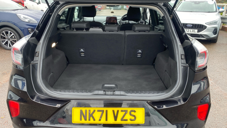 Ford Puma 1.0 EcoBoost Hybrid mHEV Titanium Design 5dr Petrol Hatchback